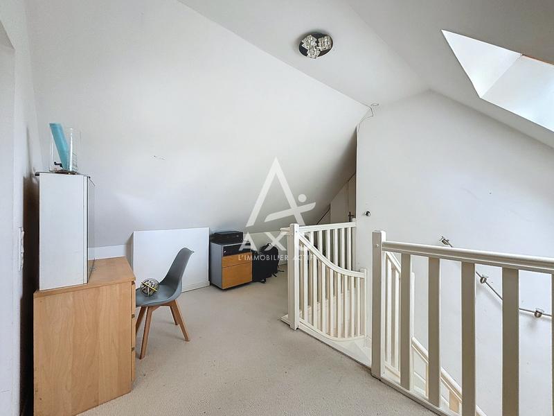 Maison - 122 m² - 4 pièces