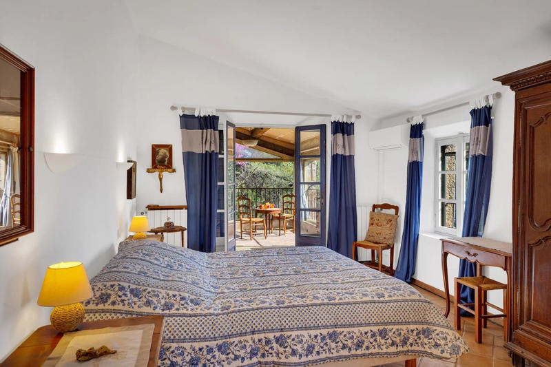 Bastide - 342 m² - 9 pièces