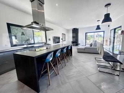 Maison contemporaine - 147 m² - 6 pièces