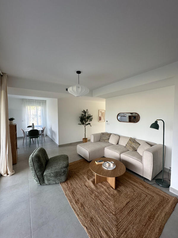 Appartement - 86 m² - 4 pièces