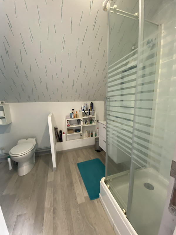 Maison - 122 m² - 6 pièces