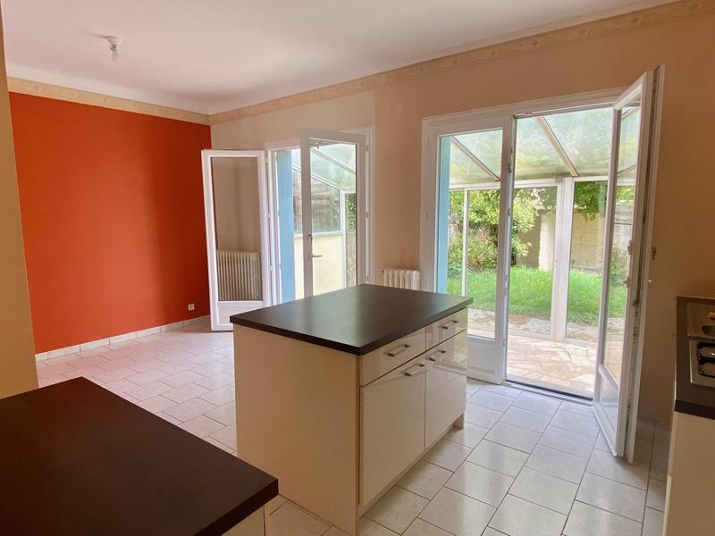 Maison traditionnelle - 100 m² - 4 pièces