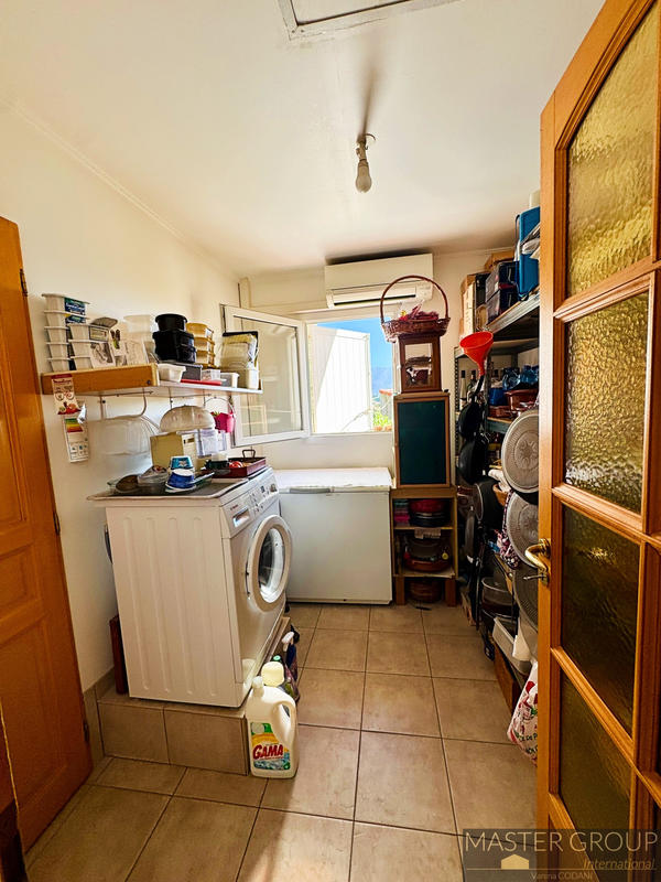 Viager - Maison - 163 m² - 6 pièces