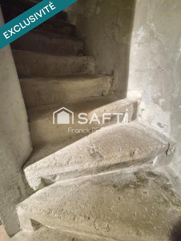 Maison - 92 m² - 4 pièces