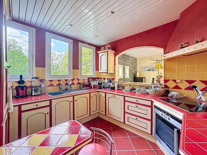 Maison - 182 m² - 7 pièces