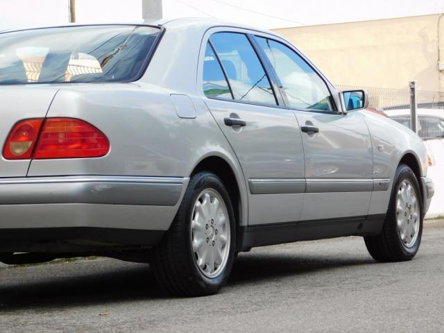 Mercedes Classe E Benz 280 V6 204cv Elegance Bva