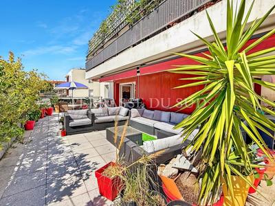 Appartement - 93 m² - 4 pièces