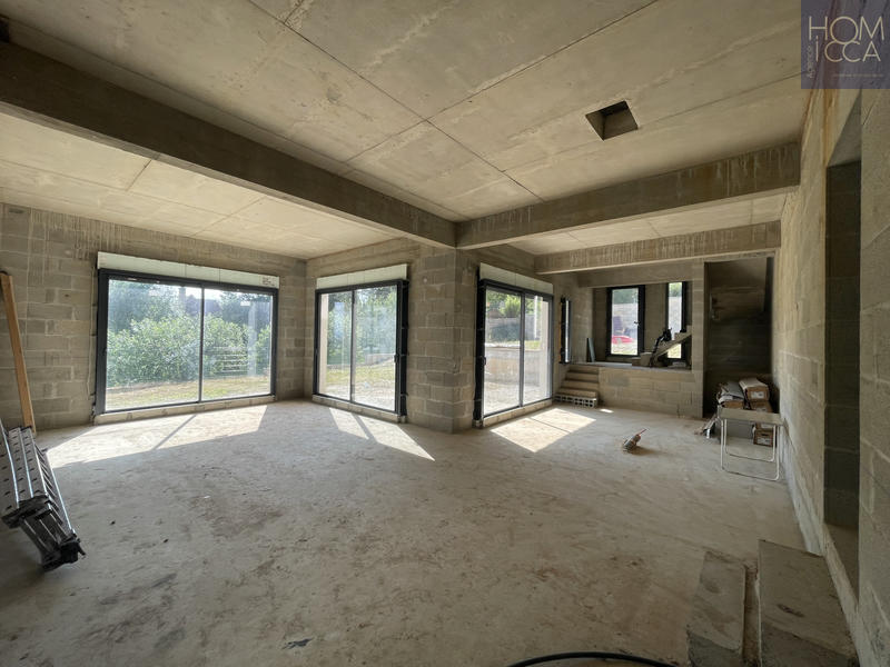 Maison - 150 m² - 5 pièces