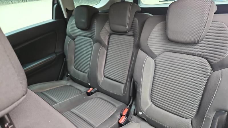 Renault Scénic 1.7 dCi 120 Black Edition - 7 places