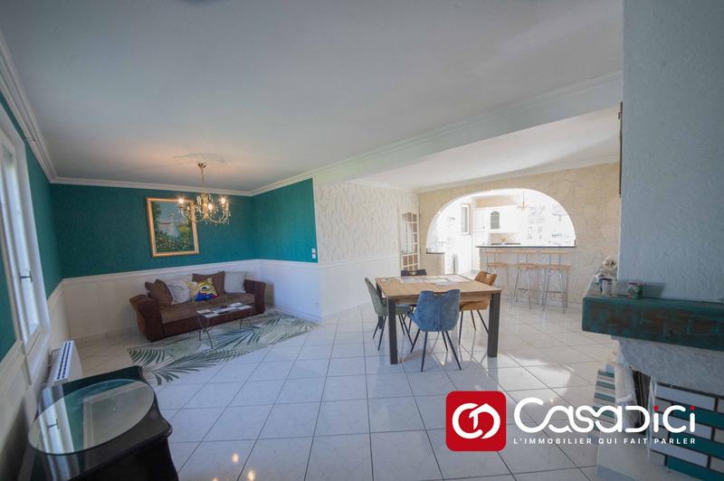 Maison - 187 m² - 6 pièces