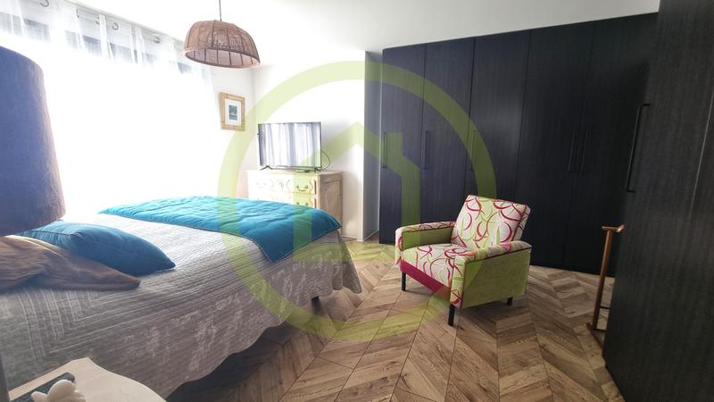 Maison - 152 m² - 6 pièces