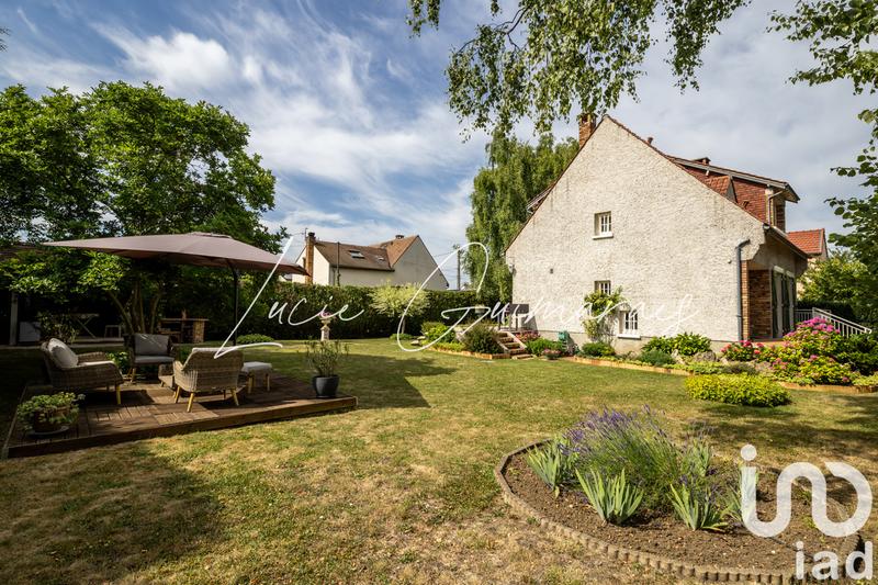 Maison - 121 m² - 6 pièces