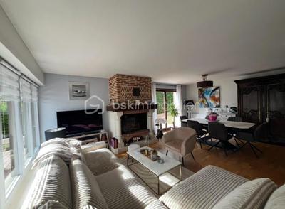 Maison - 120 m² - 5 pièces