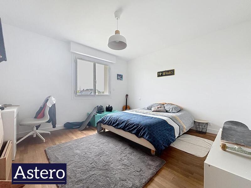 Maison de ville - 200 m² - 6 pièces