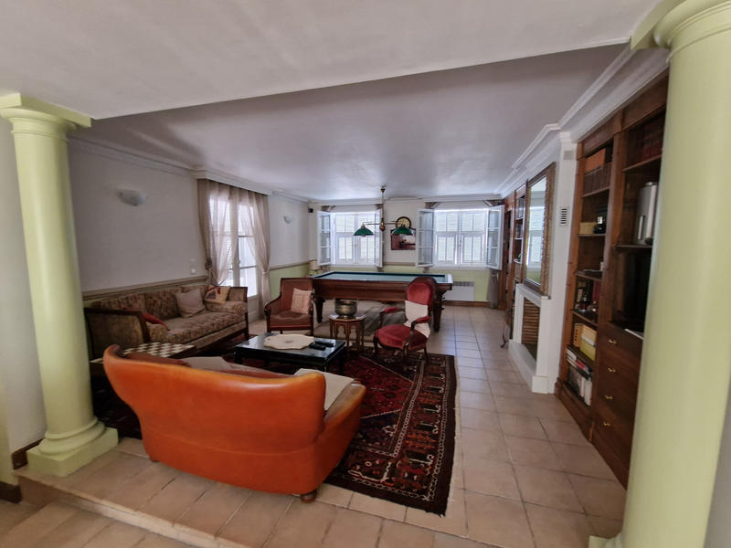 Bastide - 462 m² - 11 pièces