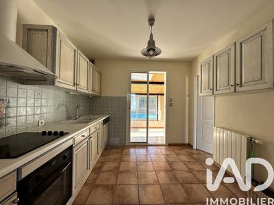 Maison - 111 m² - 5 pièces