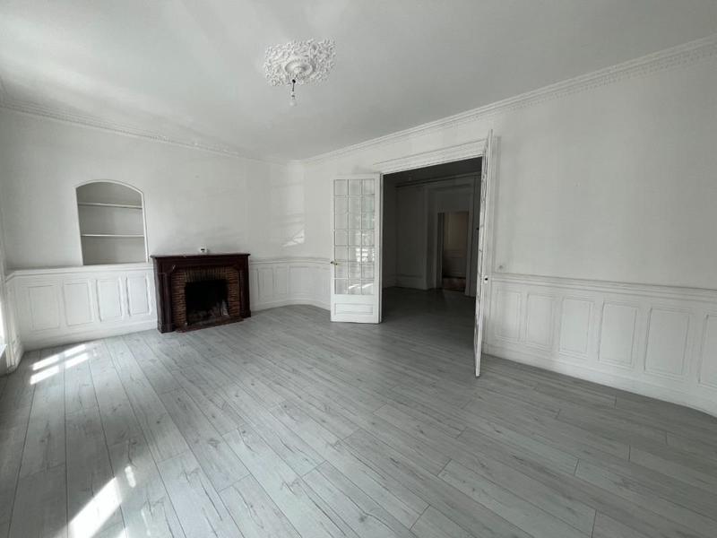 Appartement - 177 m² - 7 pièces