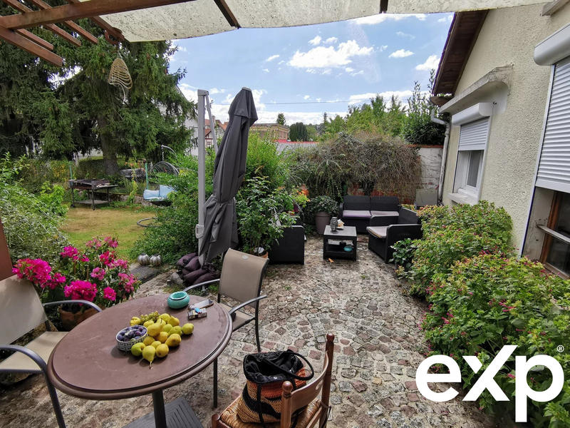 Maison - 80 m² - 5 pièces