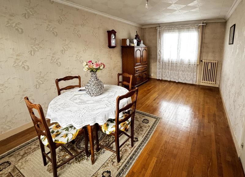 Maison - 94 m² - 4 pièces