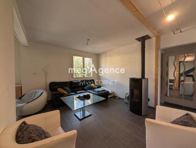 Maison traditionnelle - 118 m² - 4 pièces