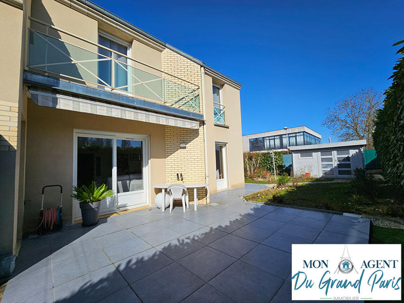 Maison - 175 m² - 8 pièces