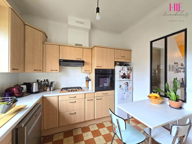 Maison traditionnelle - 100 m² - 6 pièces