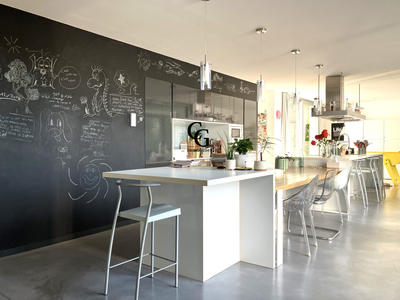 Maison contemporaine - 250 m² - 7 pièces