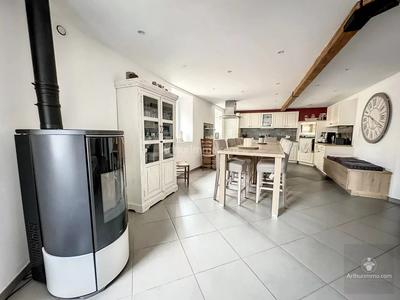 Maison - 122 m² - 4 pièces