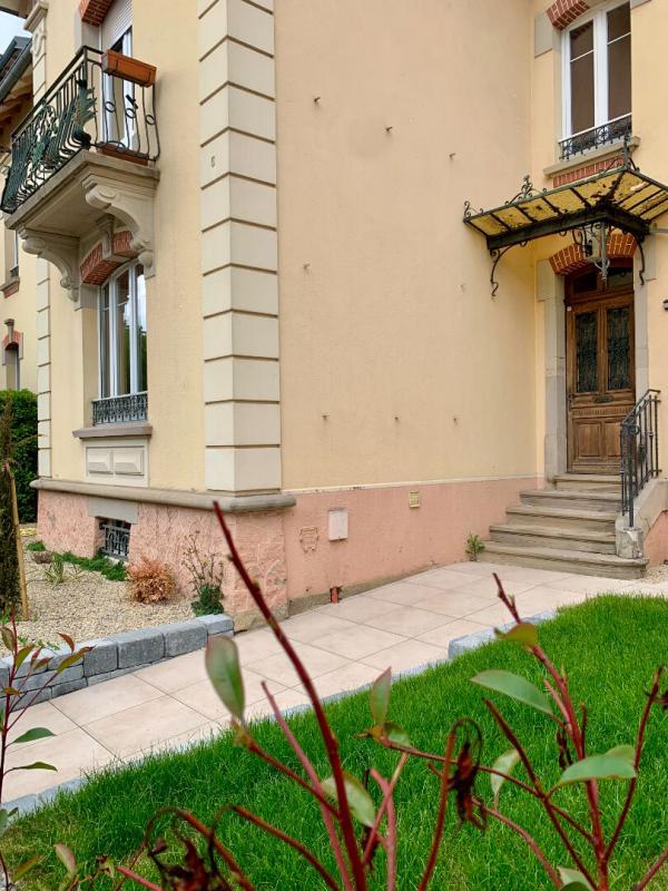 Maison - 217 m² - 8 pièces