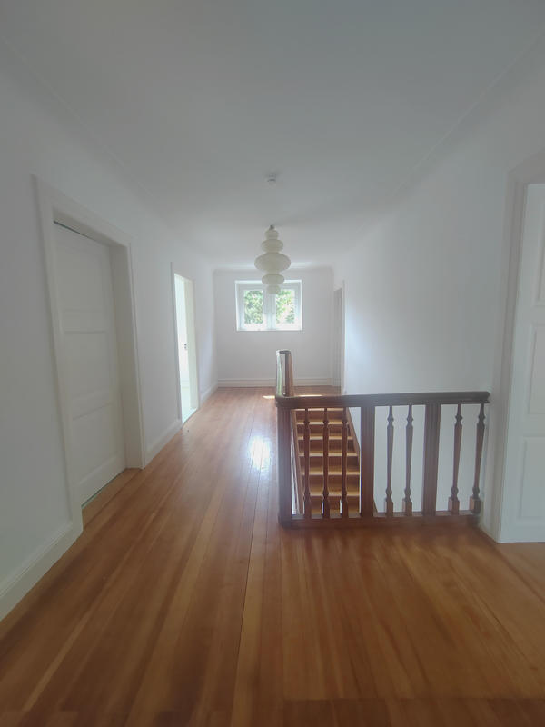 Maison - 212 m² - 8 pièces