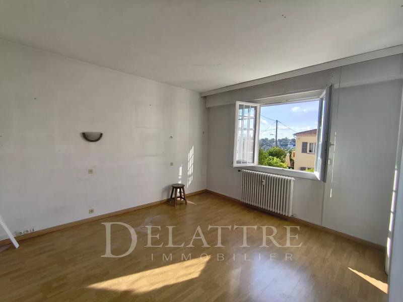 Appartement - 105 m² - 3 pièces
