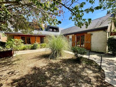 Maison - 180 m² - 7 pièces