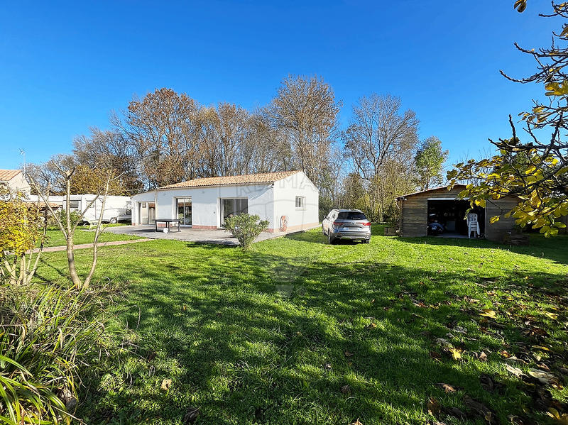 Maison - 207 m² - 8 pièces