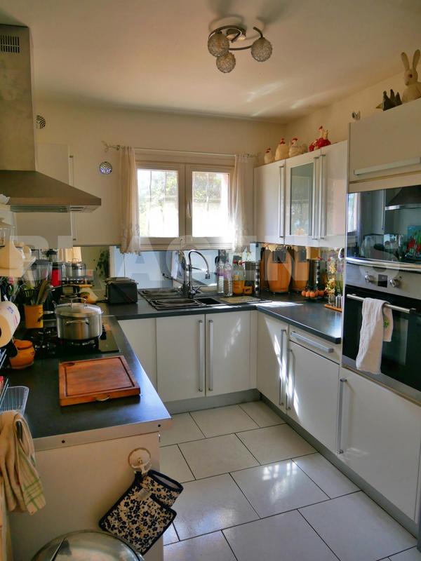 Maison - 137 m² - 8 pièces