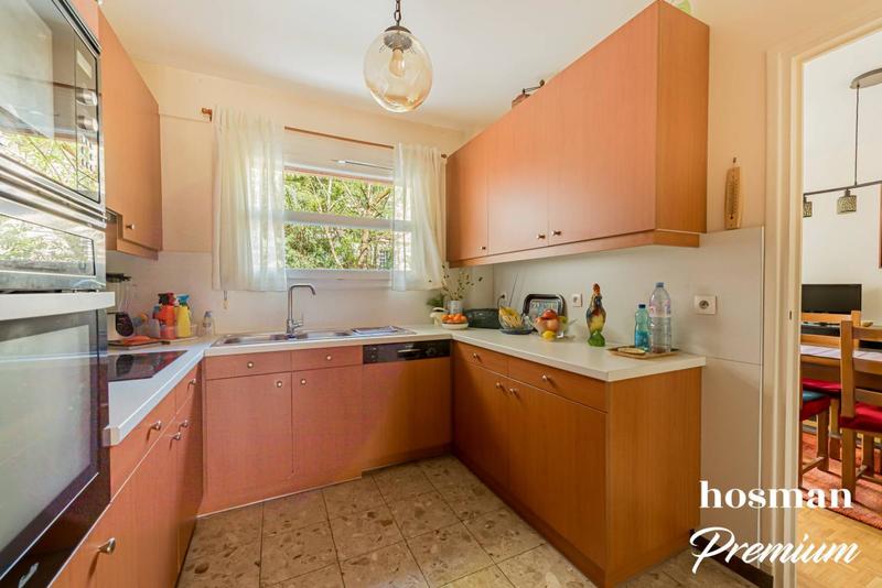 Appartement - 127 m² - 6 pièces