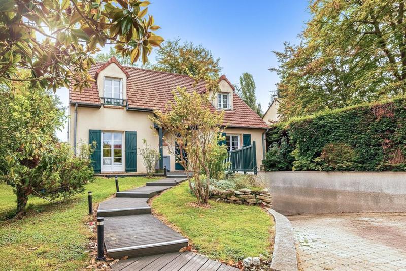 Maison - 130 m² - 7 pièces