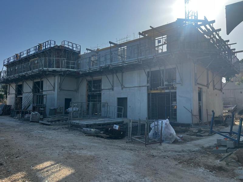 Local commercial - 112 m²