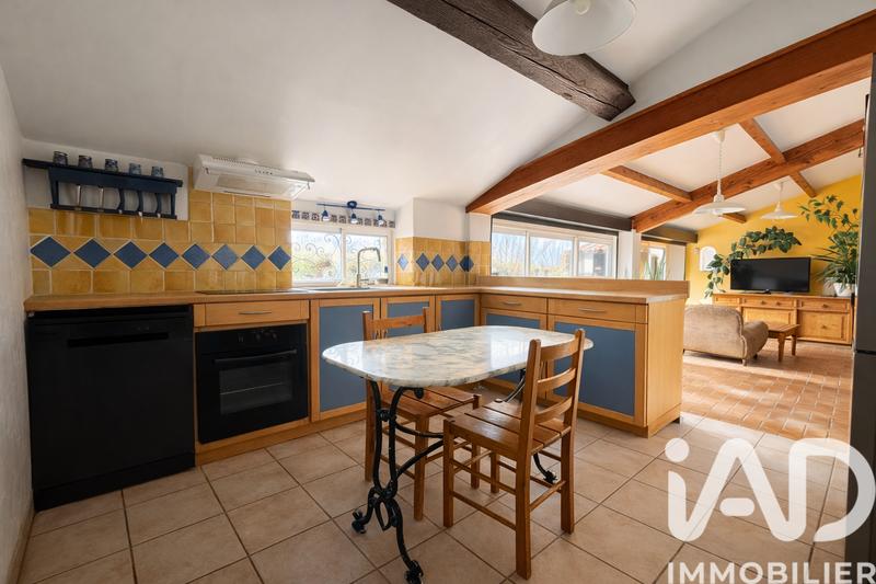 Maison - 179 m² - 7 pièces