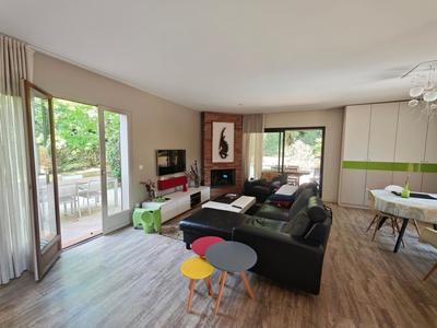 Maison - 147 m² - 7 pièces