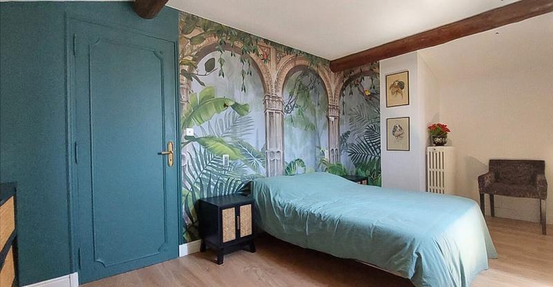 Maison - 252 m² - 9 pièces