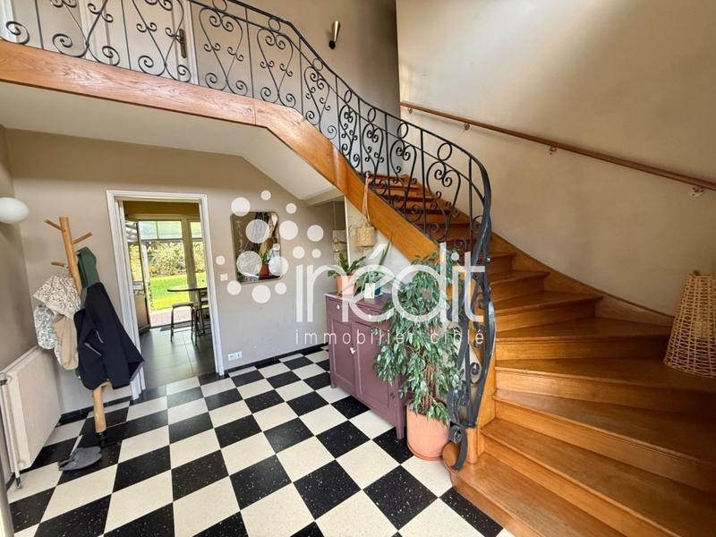 Maison - 170 m² - 7 pièces