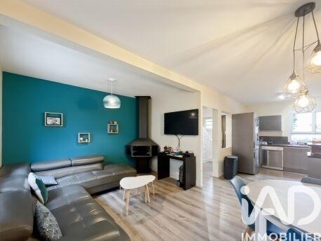 Maison - 96 m² - 5 pièces