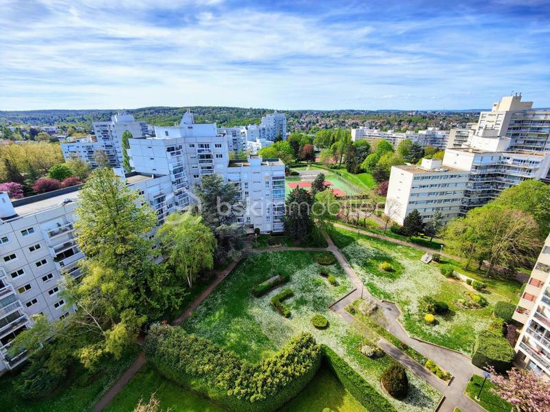 Appartement - 96 m² - 5 pièces