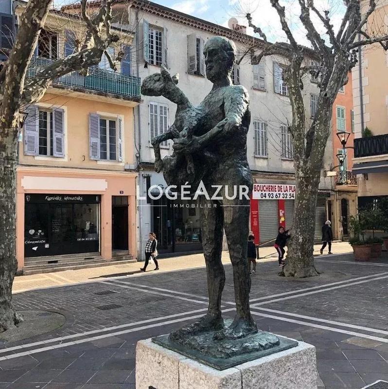 Local commercial - 46 m² - 2 pièces