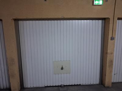 Parking / Garage - 13 m²