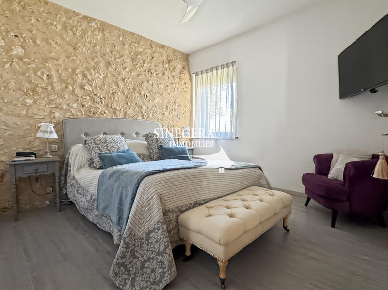 Villa - 197 m² - 7 pièces