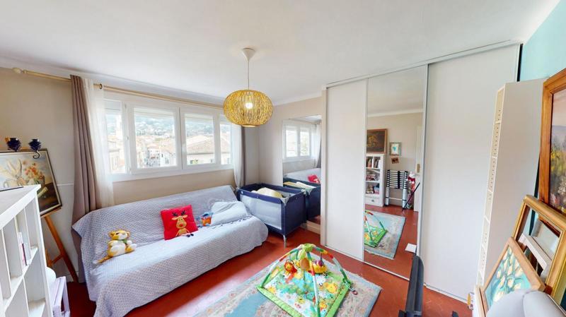 Appartement - 76 m² - 3 pièces