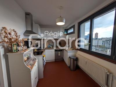 Appartement - 81 m² - 3 pièces