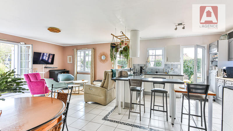 Maison - 90 m² - 3 pièces