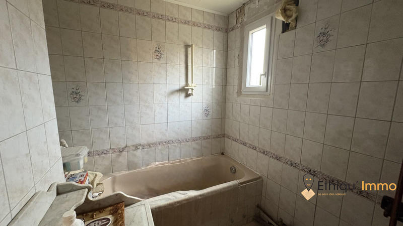 Maison ancienne - 202 m² - 7 pièces